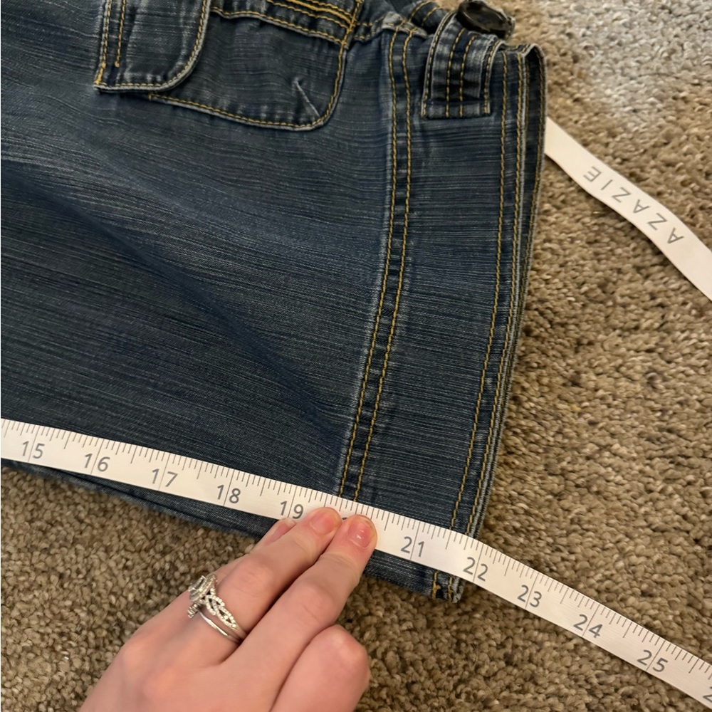 Christopher Blue Jean capris size 12. Dark‎ wash multiple pockets - Picture 8 of 11